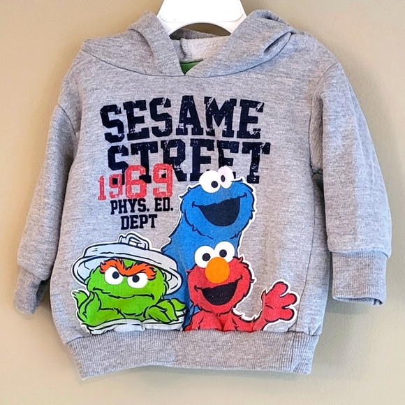 Sesame Street characters light grey pullover hoodie - Picture 1 of 5